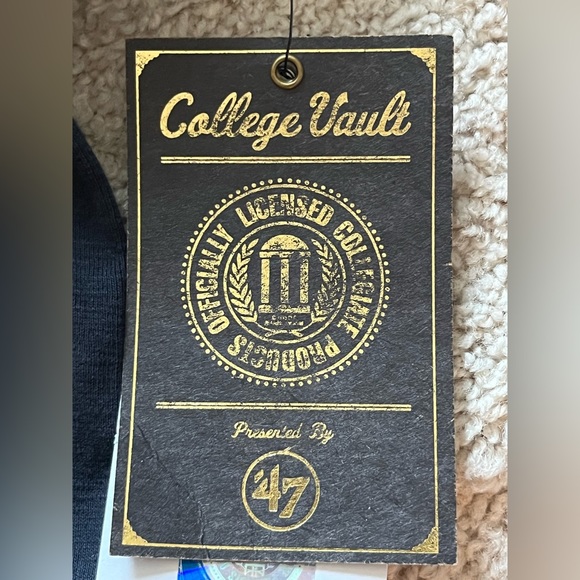 NWT Georgetown University 47 Brand Women’s Cotton Sweatshirt M 🏀 - Picture 6 of 6